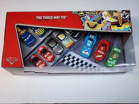 2012 Disney Pixar Cars 1:55 ToysRus THE THREE-WAY TIE 10 Car Gift Pack Radiator Cover