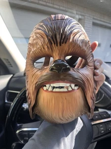 Hasbro Star Wars Force Awakens Roaring Chewbacca Wookie Sounds Talking Mask 2015 - Picture 1 of 4