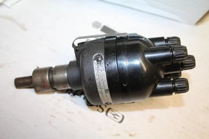 LUCAS  DK4A distributor 405514 A102 MORRIS 12/4 SERIES III.MANY NEW PARTS - Picture 1 of 4