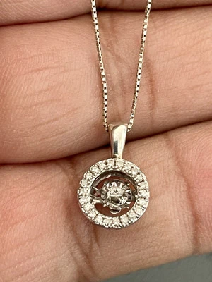 Ожерелье из белого золота 10 карат с кластером бриллиантов общим весом 0,15 карата. 21 дюйм (F245) - Изображение 1 из 4