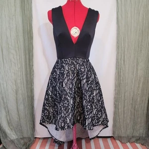 Kimcine Curve Black Fit N Flare Sleeveless V-Neck Hi-Low Party Dress Size M - Picture 1 of 8