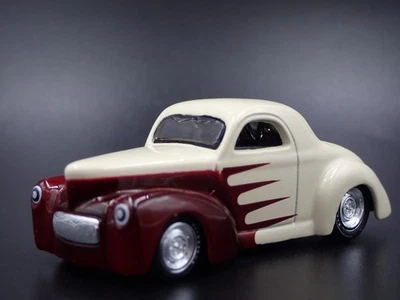 1941 41 Willys Coupé Nhra Raro 1:64 Scala da Collezione Diorama Modellino Auto - Immagine 1 di 4