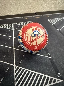 Vintage New York Yankees Souvenir Baseball – Colorful Graphics, MLB Collectible - Picture 1 of 3