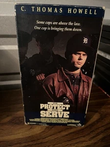 To Protect And Serve VHS 1992 Action Adventure C. Thomas Howell original Live... - Foto 1 di 4