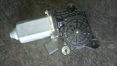 MOTOR VENTANA DELANTERA IZQUIERDA W215 2000-2006 MERCEDES-BENZ CL500 CL55 CL600 CL65  Foto 1 de 2