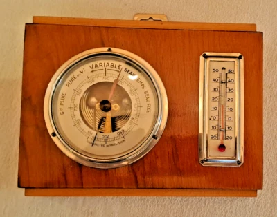 ANCIEN THERMOMETRE  BAROMETRE  EN BOIS  ANNEES  1950 1960 - Photo 1/4