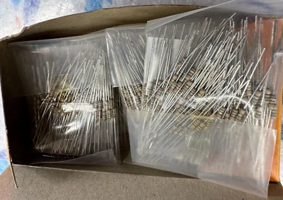 (2,000pcs) 150 Ohm 5% 1/4W Carbon Film Resistor - Image 1 of 4