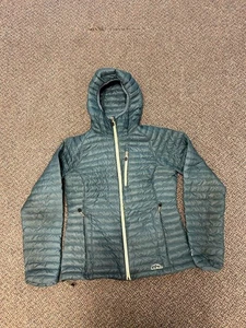 LL Bean Women’s XS 850 Goose Down Hooded Puffer Jacket Blue Pertex Downtek - Picture 1 of 7