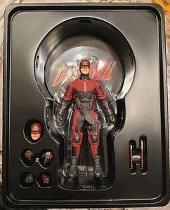 Mezco Toyz ONE:12 Daredevil Netflix Traje Rojo Versión Auténtico Vendedor de EE. UU. Marvel - Imagen 1 de 13
