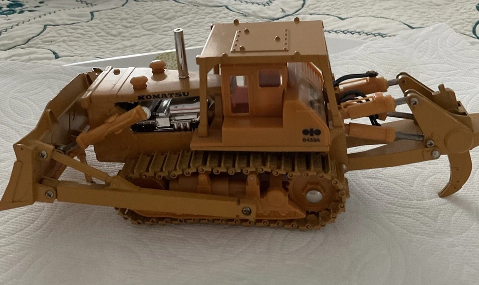 DIAPET YONEZAWA ИГРУШКИ KOMATSU D455A ОЧЕНЬ ХОРОШИЙ ПОДЕРЖАННЫЙ 1:50 СДЕЛАНО В ЯПОНИИ - Изображение 1 из 4