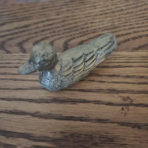 piccolo fermacarte anatra in ottone vintage - Foto 1 di 4