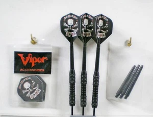 Darts Accmor-24 gram Steel Tip Dart Set with Dead Man's Hand Flights - Picture 1 of 4