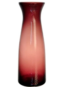 DIANE VON FURSTENBERG DVF Home Twirl Eggplant Amethyst Purple Glass Carafe New - Picture 1 of 5