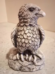 Handgefertigte Alaska Vulkan Felsschnitzerei - Adler Skulptur 5,25x3,5x3 Alaska Kunst - Bild 1 von 4