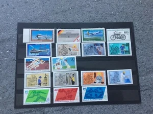 Berlin Lot aus den 80er Jahre postfrisch  3 komplett Sätze - Bild 1 von 1