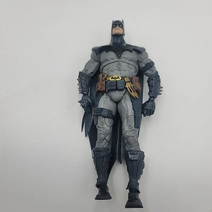 DC Multiverse The Grim Knight McFarlane Batman 7 pulgadas Acción - Imagen 1 de 4
