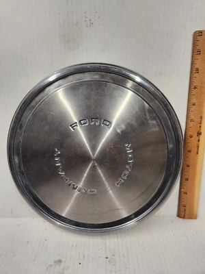 Ford Truck F-100/F-150/Econoline años 70 vintage plato cubo centro 10,5 OEM Foto 1 de 4