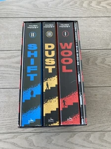 Silo Series Boxed Set : Wool, Shift, Dust, and Silo Stories by Hugh Howey (2020) - Bild 1 von 16