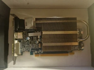 Sapphire Ultimate Radeon HD 6570 1Gb Vram Graphics Card - Picture 1 of 5