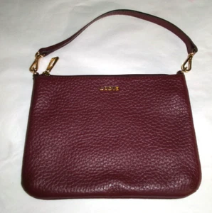 Bolso de mano pequeño LODIS de cuero granulado borgoña - Imagen 1 de 6