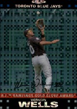 2007 (BLUE JAYS) Topps Chrome X-Fractors #272 Vernon Wells