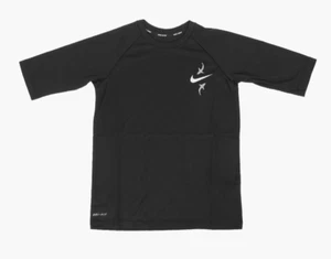 Neu mit Etikett Nike Hydroguard Schwimmshirt Rash Guard für große Jungen Größe L (14-16) - Bild 1 von 2