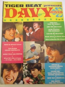 Davy Jones - Tiger Beat Magazine 1967 - Picture 1 of 7