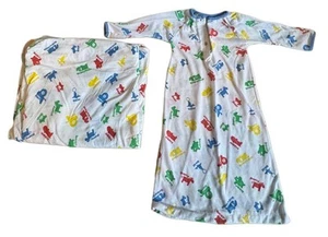Sábana bajera y ajustada a juego para recién nacidos Carter's Zoo Animal Primaria años 80 - Imagen 1 de 10