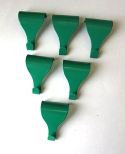 6 x Picture Rail Moulding Hooks GREEN used - Picture 1 of 1