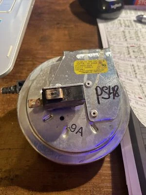 Furnace Pressure Switch Tridelta PPS10052-2568 Honeywell  - Image 1 of 4