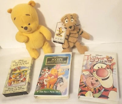 Disneys Winnie the Pooh and Tigger 2 Plush Stuffed Animals and 3 VHS Lot Foto 1 de 4