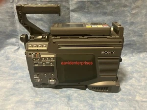 Low hours Sony SRW-9000 B4 24/30/60P CineAlta camera powers fine but need repair - Picture 1 of 14