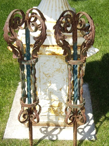 2 Architectural Cast Iron Roof Finial Lightning Rod Weathervane Acanthus Crowns Cover