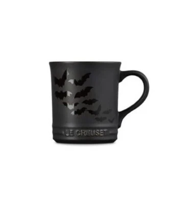 Nueva taza de murciélago de Halloween Le Creuset 14 fl oz gres regaliz Foto 1 de 4
