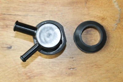 1965 1966 1967 1968 Lincoln & Galaxy Brake Booster Vacuum Check Valve - Image 1 of 2