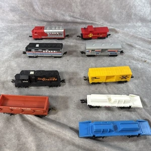 vintage lot of (9)  1983 Hot Wheels Train Car Amtrak Santa Fe rio grande Mattel - Picture 1 of 7