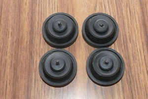 Yamaha P-350 P-450 P-550 Turntable Original Feet - Complete Set of 4 - Picture 1 of 4