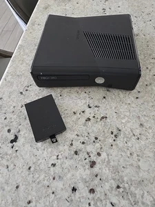 Xbox 360 S Slim Console Only Tested 250 GB HDD - Picture 1 of 9