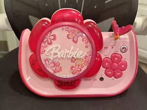 REPRODUCTOR DE DVD MATTEL BARBIE FLORES CON CONTROL REMOTO. 2007. ¡PROBADO Y FUNCIONA! - Imagen 1 de 7