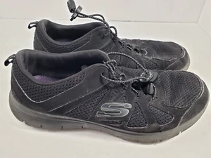 Skechers D'lites Women's Size 10 Black Shoe Sport Casual Comfort Memory Foam - Picture 1 of 5
