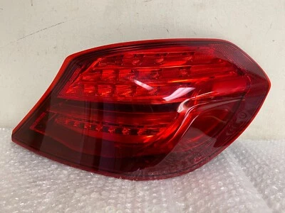 2013-2014-2015-2016-2017-2018-2019 bmw 640i lanterna traseira direita fabricante de equipamento original - Imagem 1 de 4