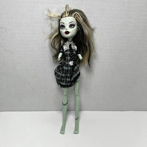 Monster High Doll Frankie Stein Doll & Dress - No Arms - Picture 1 of 4