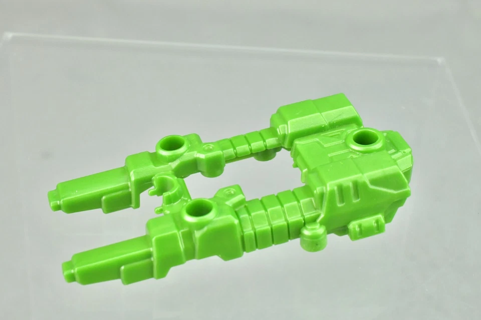 Transformers Fall of Cybertron Onslaught Weapon Part FOC - Image 1 of 1