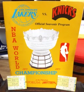VTG. 1973 NBA CHAMPIONSHIP PROGRAM LAKERS VS KNICKS + 2 TICKET STUBS CHAMBERLAIN - Picture 1 of 12