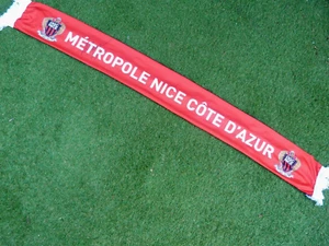 Echarpe Satin OGC NICE ogcn nissa signé signed MARCIN BULKA ultras foot - Bild 1 von 3