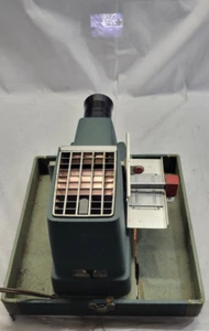 Proiettore diapositive Argus 300 VINTAGE - SOLO PEZZI DI RICAMBIO! - Foto 1 di 8