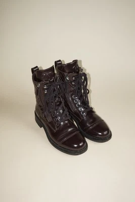 Botas de combate “Chanel” borgonha escura brilhante couro de bezerro acolchoado CC - Tamanho 36 - Imagem 1 de 4