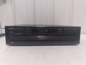 Onkyo R1 Compact Disc Player Model DX-C320 schwarz - NUR TEILE oder REPARATUR #582 - Bild 1 von 6