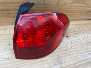 2010 SUBARU TRIBECA Right passenger Taillight quarter mounted OEM CLEAN - Picture 1 of 10