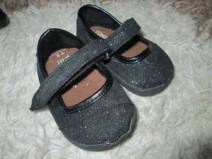 Tiny TOMS Black Glitter Mary Janes Sz 3 Small Toddler / Big Baby ~~Rubber Soles - Picture 1 of 2